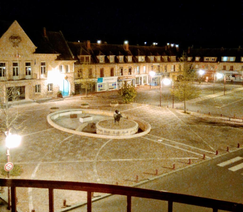 Le Soleil D'or Hotel Vimoutiers Eksteriør billede
